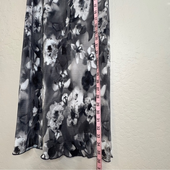 TOPSHOT Print Plisse’ Midi Shirt - Picture 3 of 7